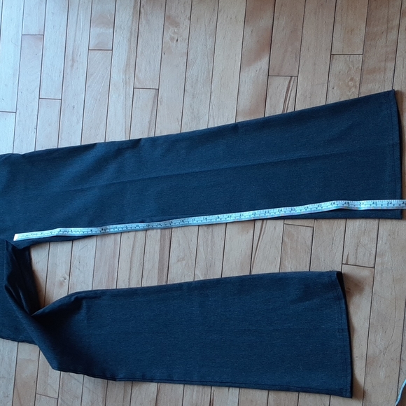 Women's dress pants - Picture 2 of 5